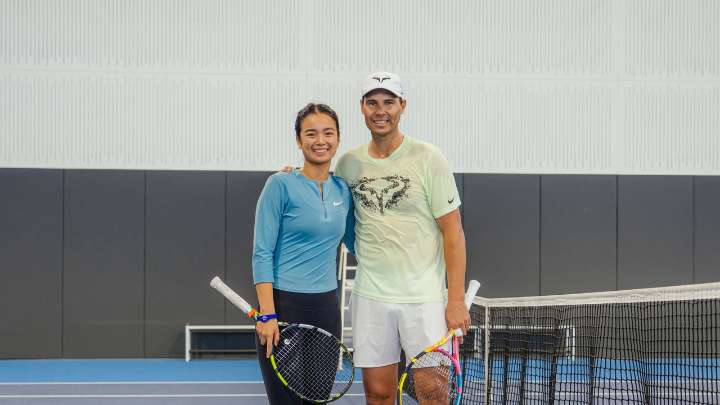Nadal vuelve a una pista de tenis un año después de su retirada: "Una gran sensación volver..."