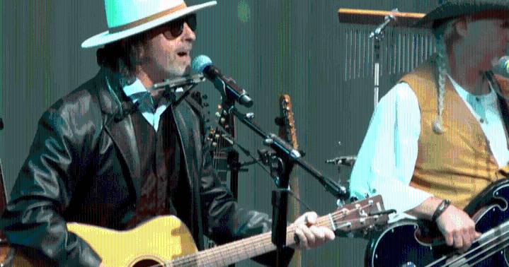 Wilbury Super Group tribute brings legendary rock hits to Laughlin stage this December