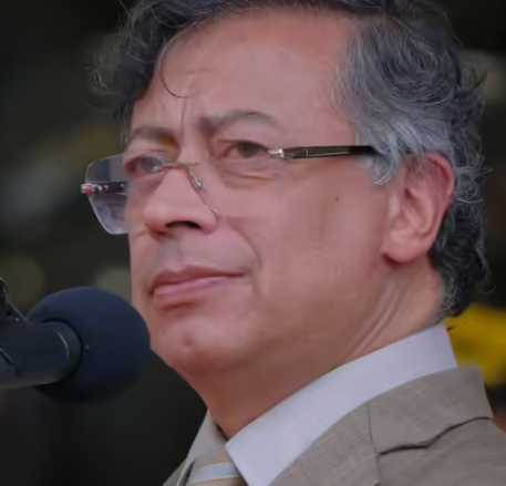 Petro desmiente nexos entre disidencias de 'Calarcá' y altos oficiales: “esas versiones son falsas”