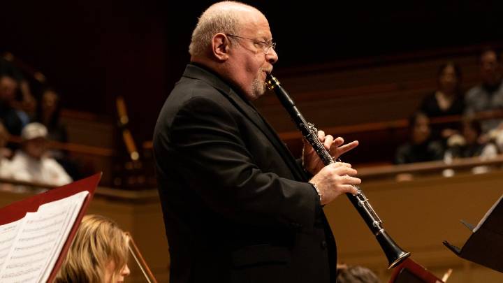 Dallas Symphony Orchestra shines a light on new music with Dallas composer's Clarinet Concerto