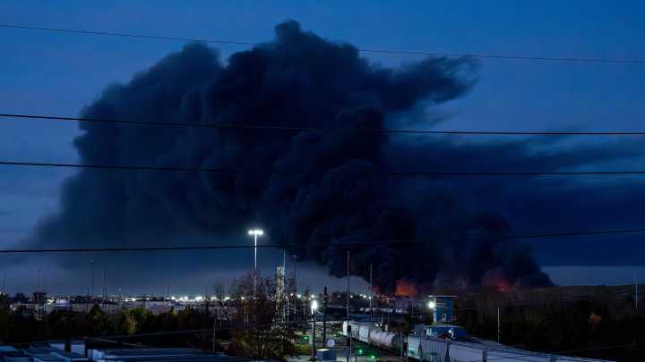 Watch live: Gov. Andy Beshear provides updates after KY plane crash