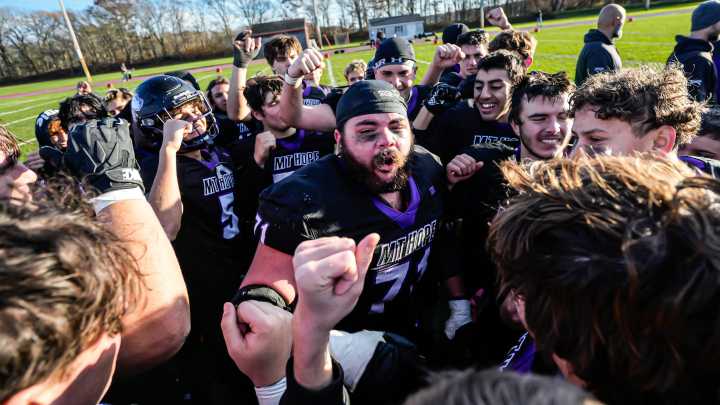 Score from East Greenwich vs. Mt. Hope Division III football semifinal