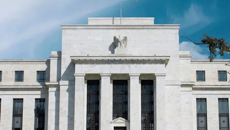 Trump lamenta muerte de Sarah Beckstrom, guardia atacada en Washington