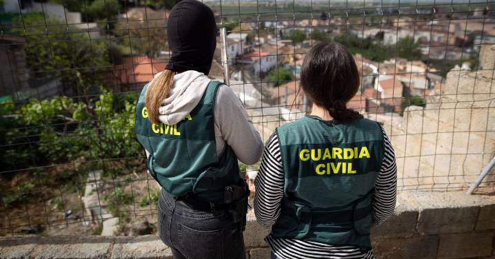 La Guardia Civil detiene a dos personas por un delito de robo con fuerza en Ventas de Zafarraya