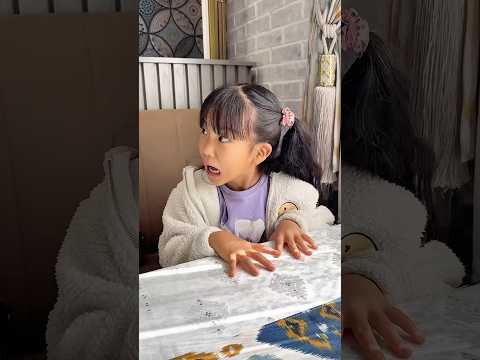 Tasty air? 🥴🤣 LeoNata family #shorts