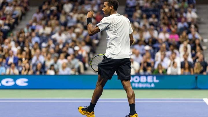 Felix Auger-Aliassime joins Jannik Sinner in Nitto ATP Finals semis