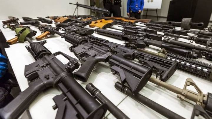 El Gobierno habilitó a civiles para la compra y tenencia de fusiles semiautomáticos La reforma permite a los legítimos usuarios y a las entidades de tiro adquirir y poseer armas semiautomáticas que se