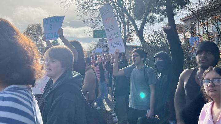 DHS says McMinnville teen was detained by ICE after using his truck to block border patrol vehicles