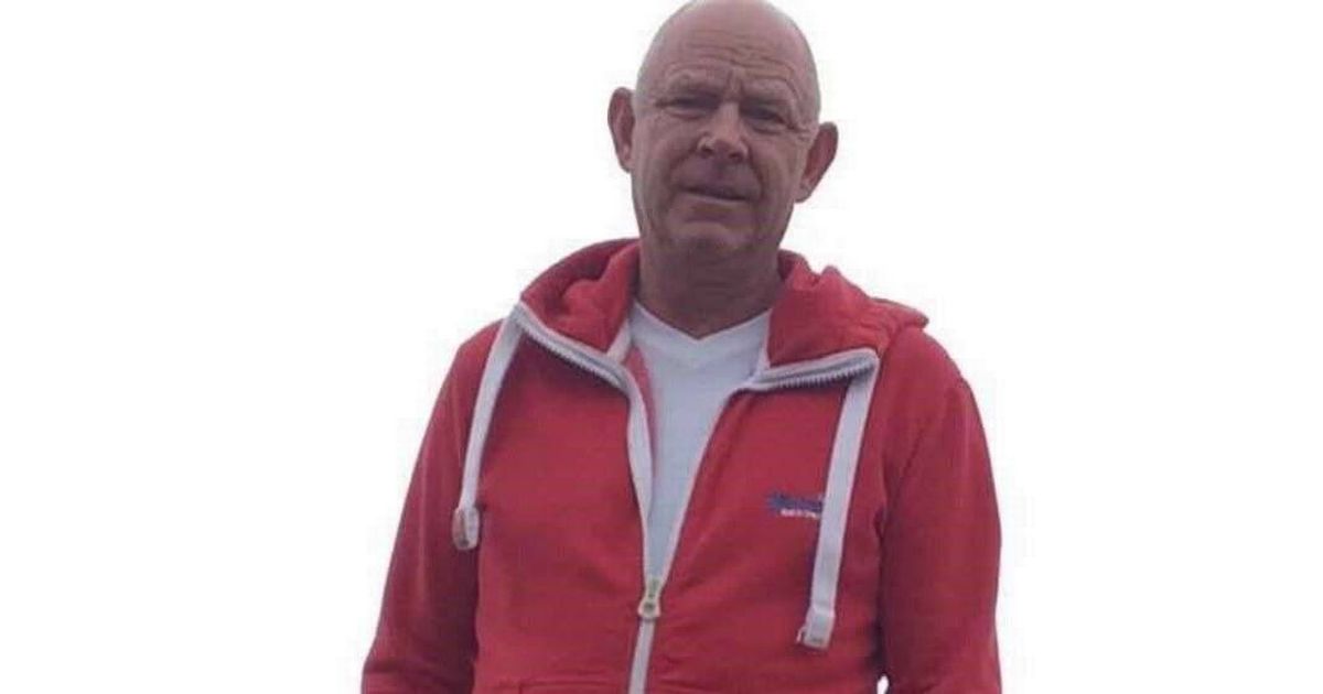 NHS nurse who sold drugs to friends for sex sessions struck off