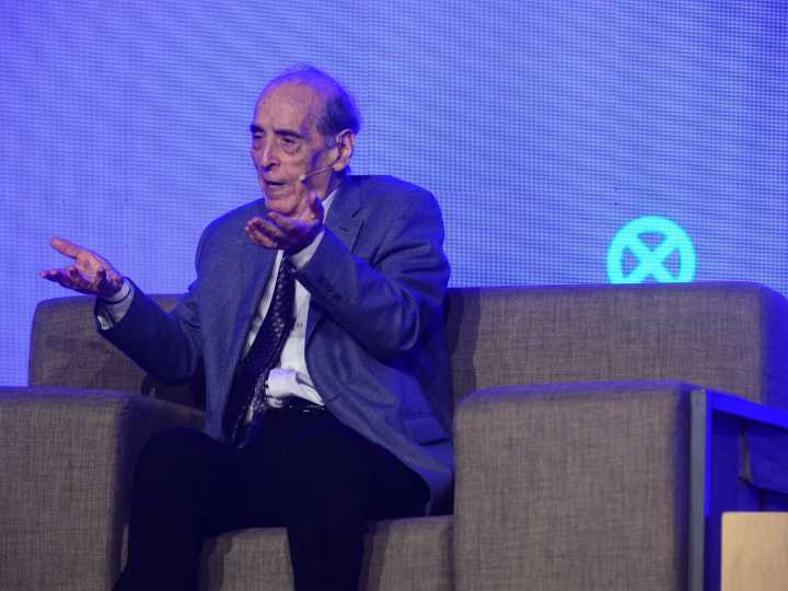 Ricardo Arriazu dijo que se alinearon los planetas para la Argentina y recomendó en qué invertir