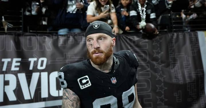 Raiders' season hits new low as Cowboys take knee before two