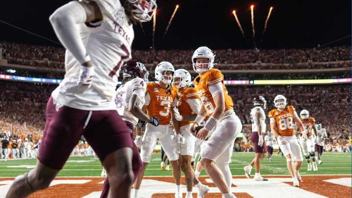 AP Top 25 poll brings major ranking changes for Texas programs ahead of title games