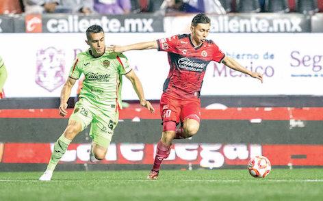 Gilberto Mora mete a Tijuana a la Liguilla con golazo ante los Bravos