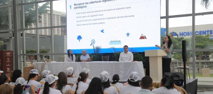CRA anuncia planta piloto para descontaminar y restaurar la Ciénaga de Luruaco