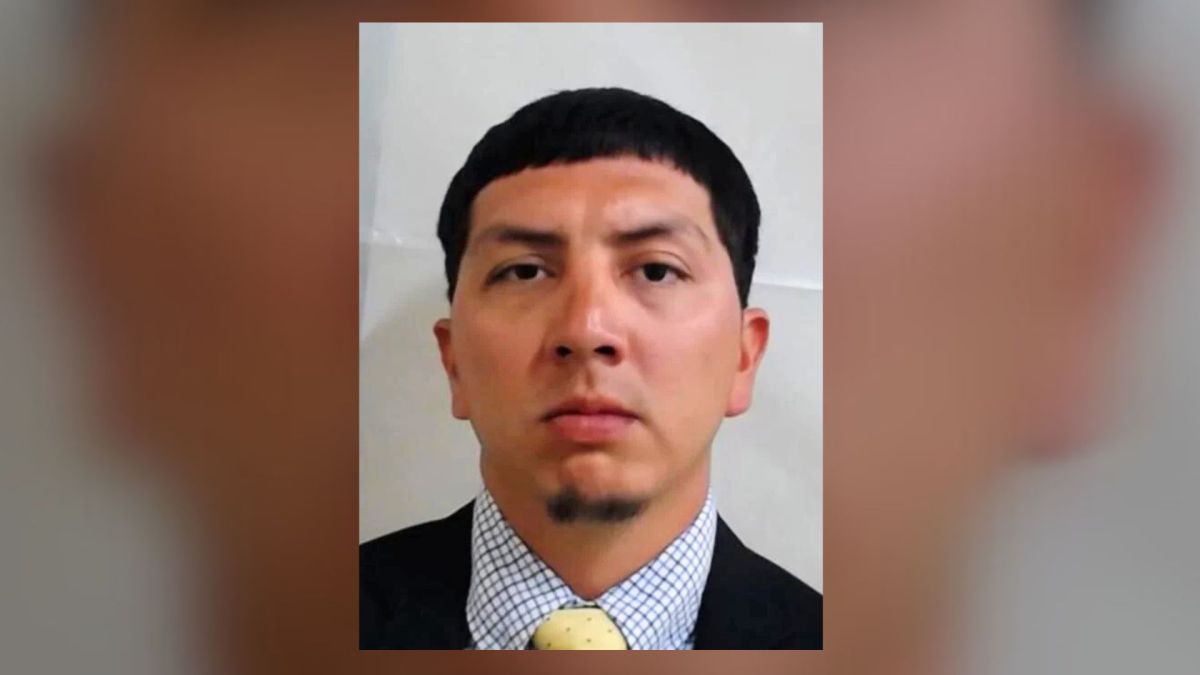 Ofrecen recompensa por oficial de Nuevo México que obstaculizó una investigación