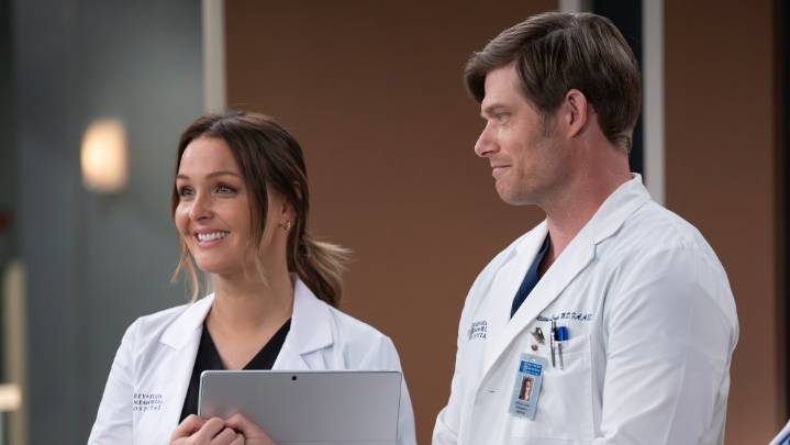 Grey's Anatomy's Jo Goes Into Labor, [Spoiler] Suffers Surprise Personal Loss