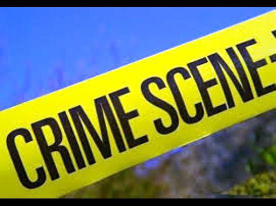 Man kills wife, daughter before hanging himself [ FULL VIEW ]