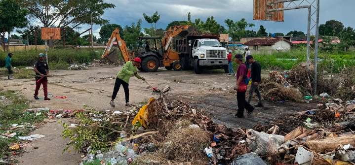 Alcaldía de Maturín inició saneamiento del Parque del Este en La Floresta