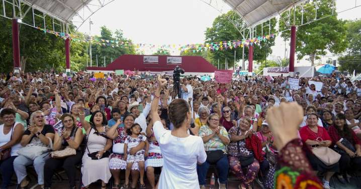 Sheinbaum encabeza asamblea sobre ‘Pensión Mujeres Bienestar’; ¿cuántas beneficiarias hay en el país?