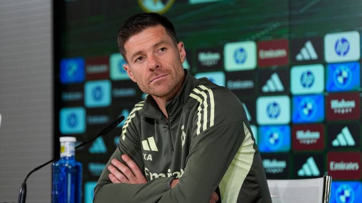 Xabi Alonso: Madrid dressing room 'solid' despite rift talk