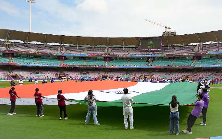 WWC Final 2025: India–South Africa toss delayed due to rain in Navi Mumbai