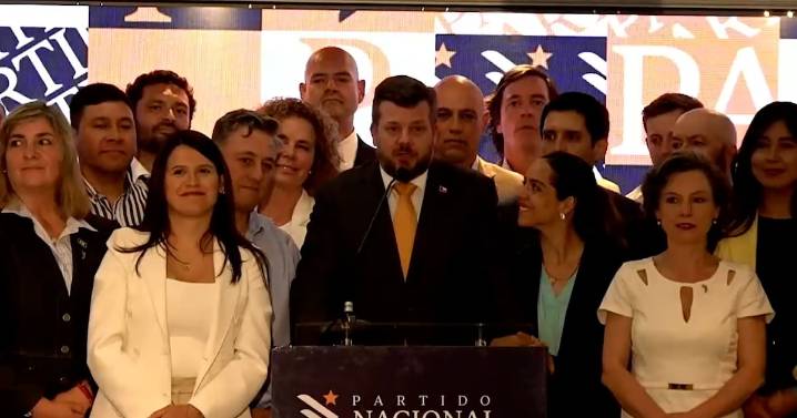 Elecciones 2025: Johannes Kaiser reconoce derrota y entrega su apoyo a Kast en segunda vuelta