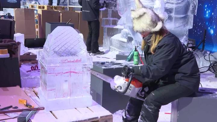 Los mejores escultores de hielo del mundo se reúnen para mostrar el arte más delicado y efímero