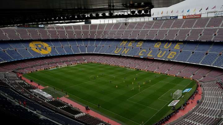 23,000 fans pay to watch Barcelona's first practice at remodeled Camp Nou