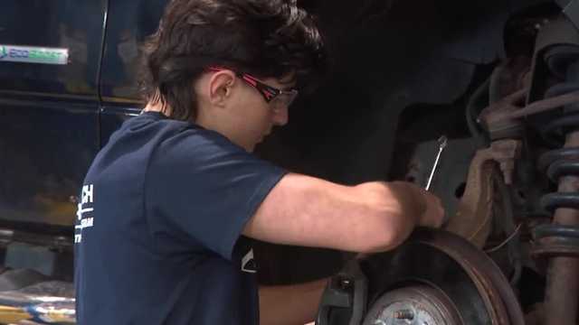 SBA administrator visits New Hampshire to address skilled worker shortage