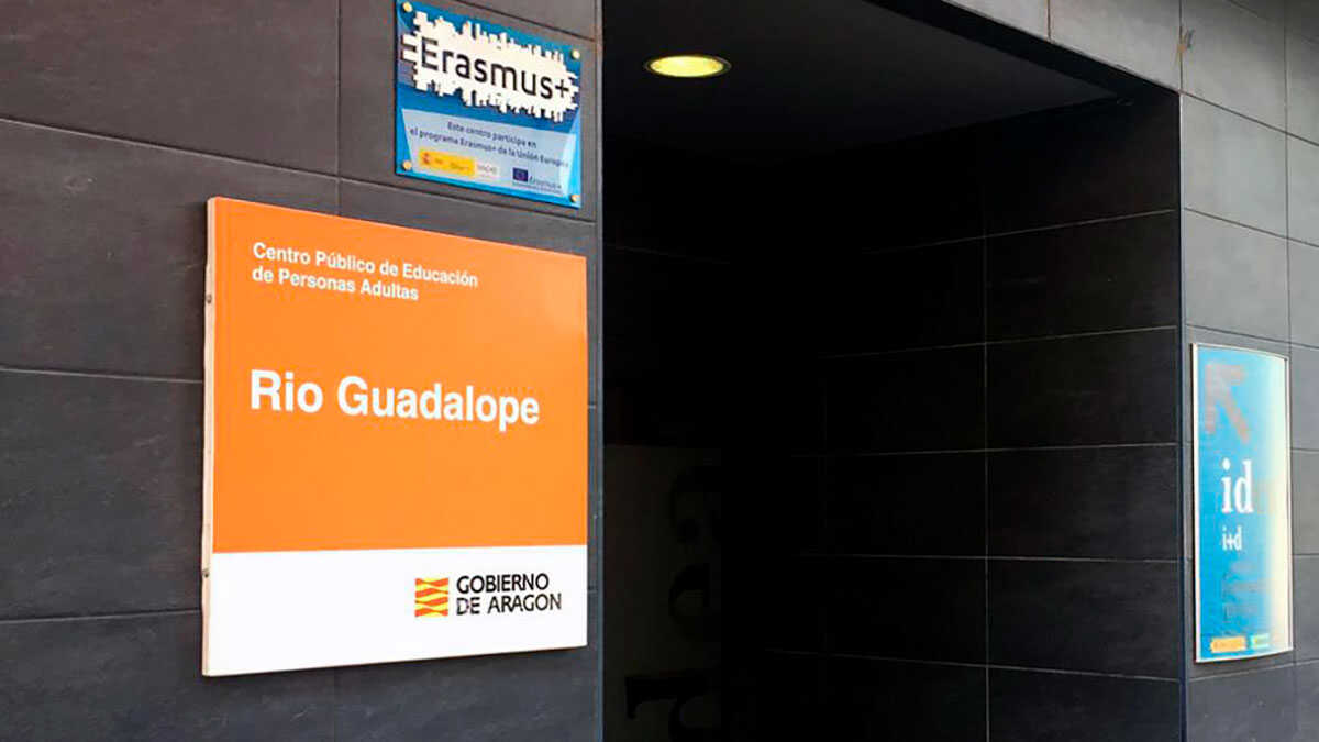 Dos centros de Educación de Personas Adultas de Teruel impartirán cursos de acceso directo a FP