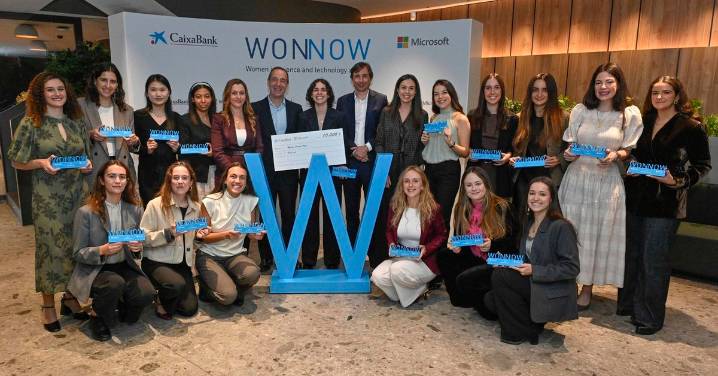 Las mejores alumnas de España en carreras STEM, galardonadas en los premios WONNOW