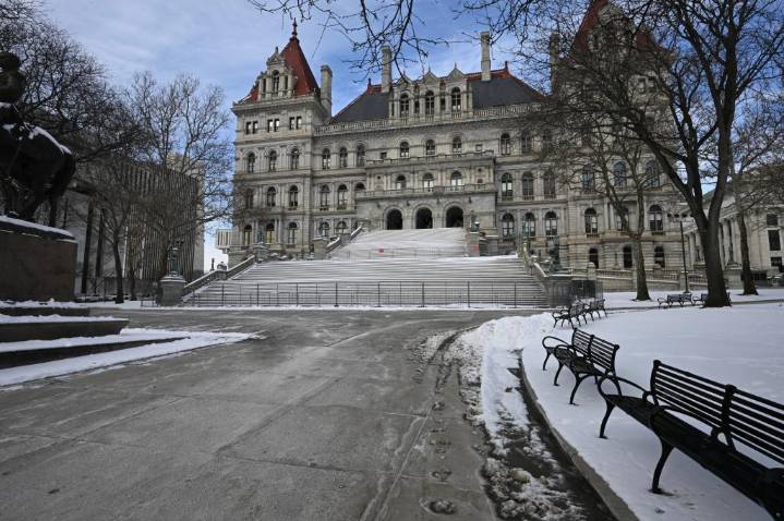 Albany Republicans' $20B shame: spending madness is their fault, too