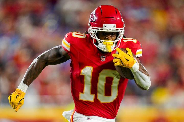 Deadspin | Chiefs RB Isiah Pacheco set to return Thursday