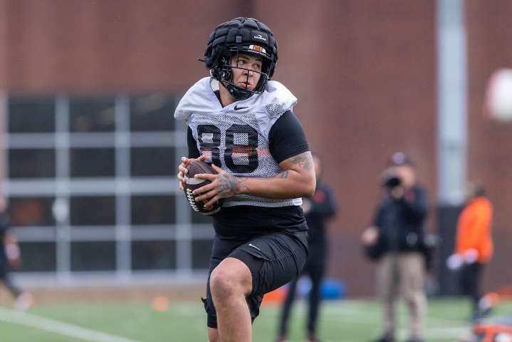 Oregon State tight end Riley Williams entering transfer portal
