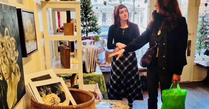 Art Market returns, highlights growth of Shepherd University alumni