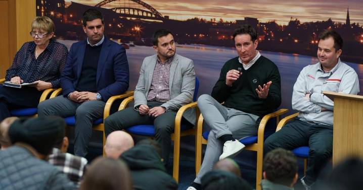 Sunderland University students attend business conference