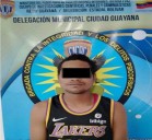 Golpeó a su hija con un tubo en Los Arenales