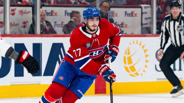 Kirby Dach out 4 to 6 weeks