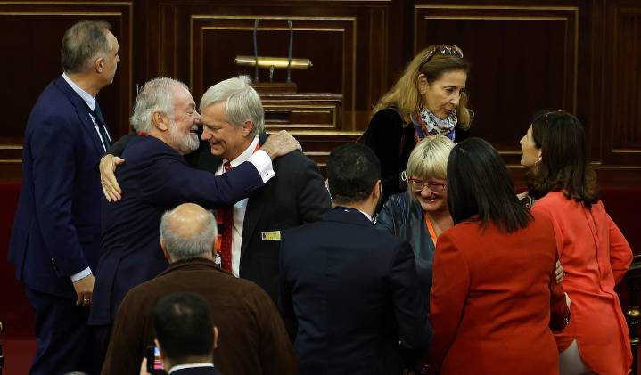 Las conexiones del candidato chileno Kast con la derecha antiabortista española