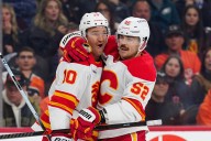 Huberdeau scores twice to lift Flames over Flyers 2