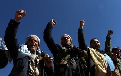 Houthis arrest Yemeni nationals for alleged spying on Israel
