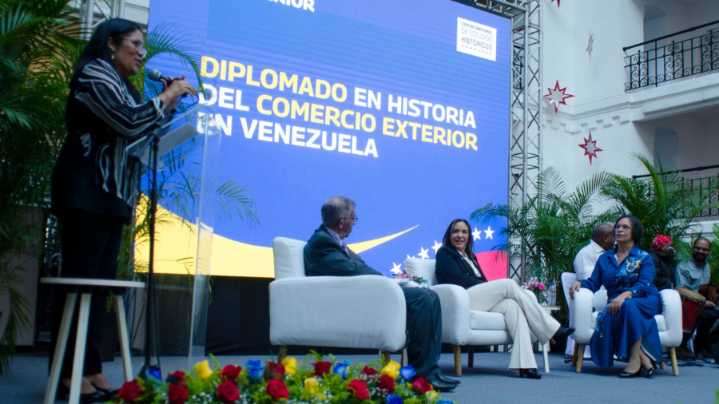 Diplomado en Historia del Comercio Exterior Venezolano impulsa una vocación exportadora soberana