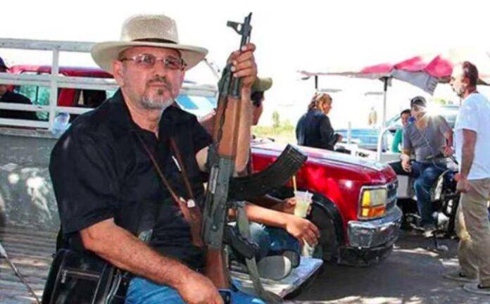 Asesinan a sobrino de Hipólito Mora y a su esposa en Michoacán