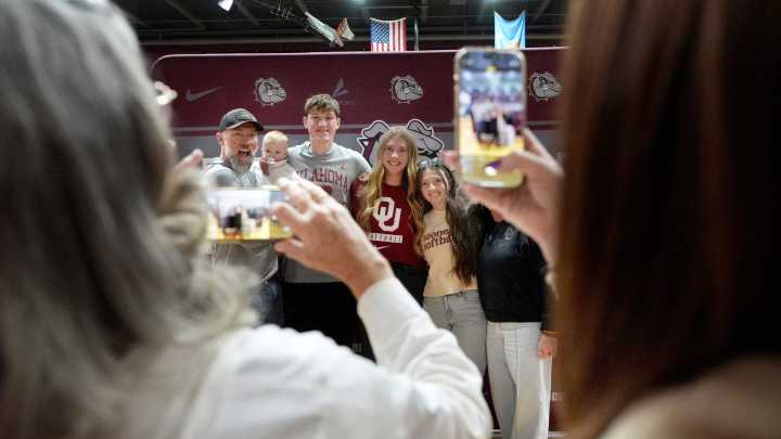 NSD live updates, tracker: Keegan Baker signs with OU softball