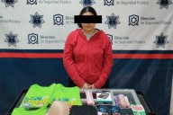 Mujer es detenida en Torreón por robo a tienda de conveniencia