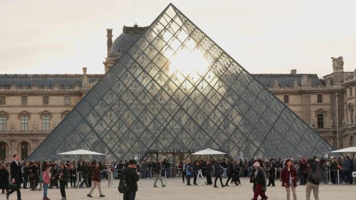 Visitar el Museo del Louvre saldrá más caro: la entrada aumentará 45% para los extranjeros no europeos