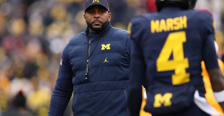 Michigan Football drops in AP Poll following loss to Ohio State