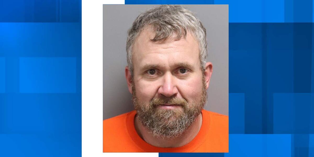 Dorchester County deputies arrest wanted man after 3