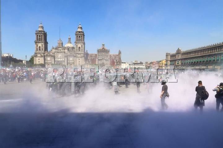 Presentan denuncia ante FGR por abusos en marcha