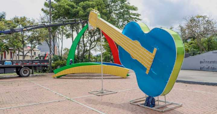 Figuras monumentales, la apuesta de la Alcaldía para alumbrado navideño este año